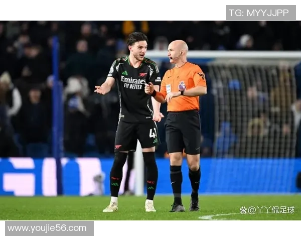 足总杯激战巴黎圣日耳曼与多特蒙德互交白卷补时争议判罚引发全场热议
